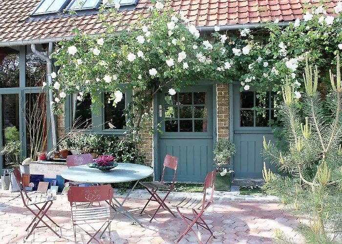 Ecuries De Coqueretaumont 度假居 *