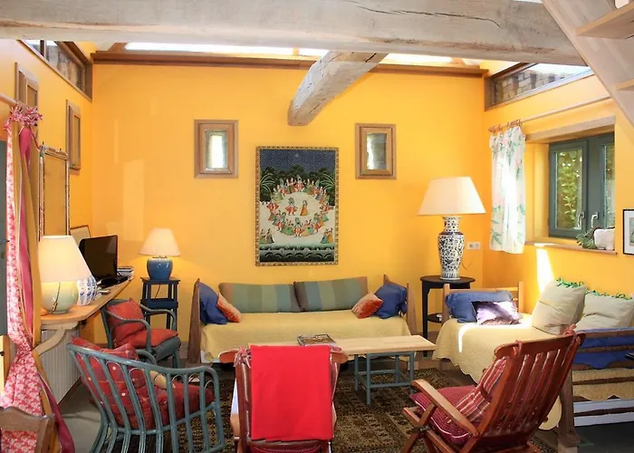 Ecuries De Coqueretaumont * 滨海瓦朗日维尔